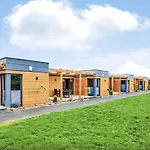 Casa vacanze Nice Home In Nowecin With Wifi *