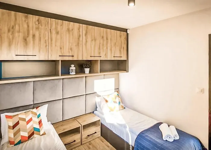 Gorgeous In With Kitchen * Nowecin